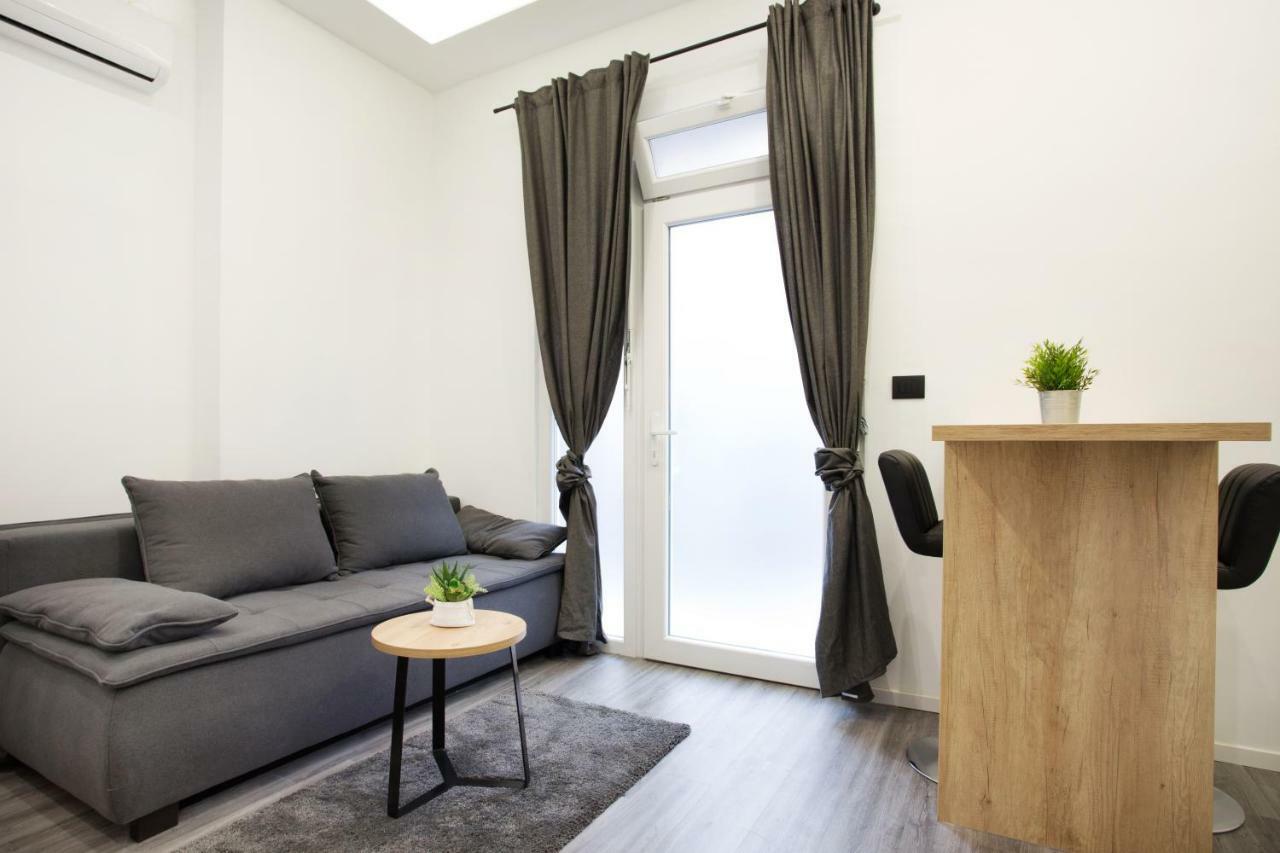 Senzacija Apartments Split Exterior photo